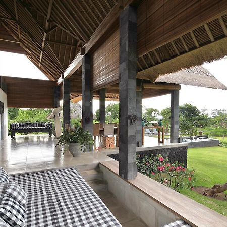 Jeda Villa Modern Stylish Luxury Villaペムテラン エクステリア 写真