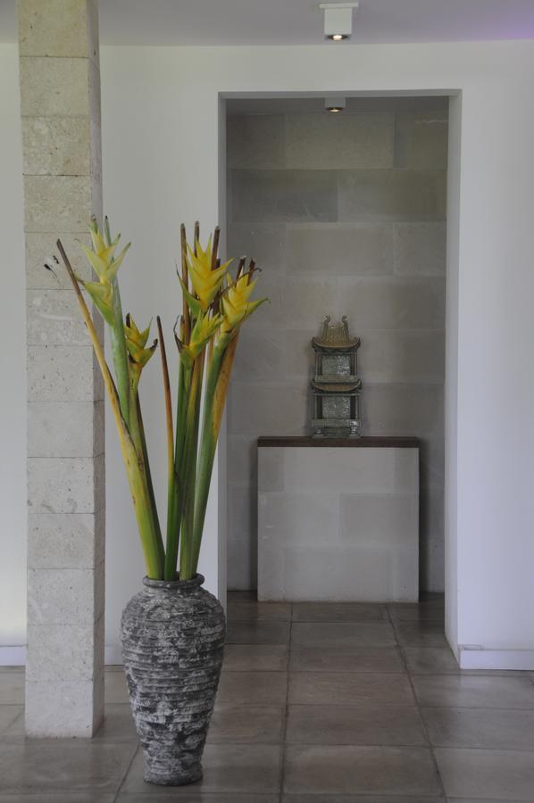 Jeda Villa Modern Stylish Luxury Villaペムテラン エクステリア 写真